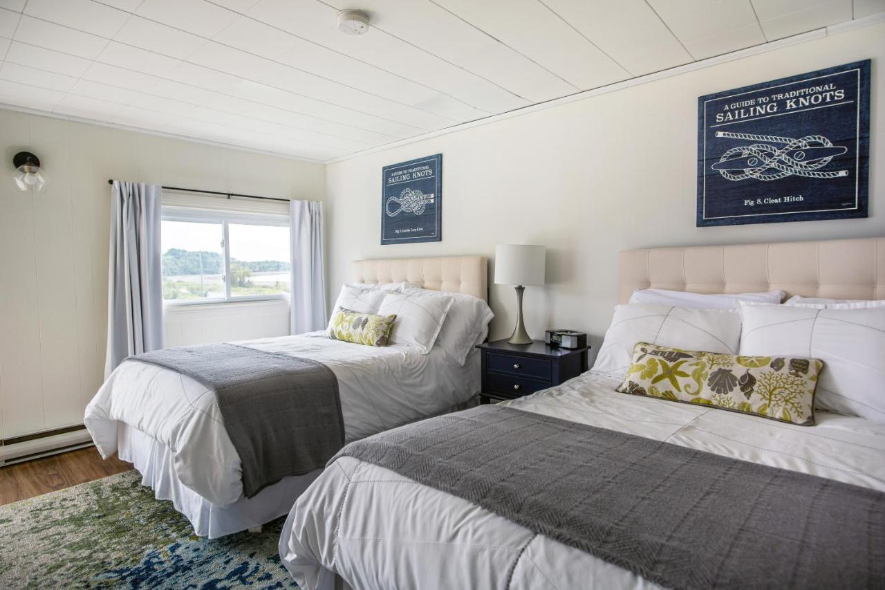 Friars Bay Inn & Cottages Welshpool Eksteriør billede