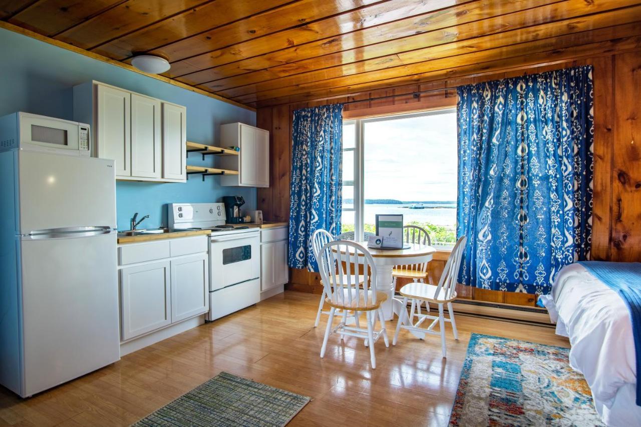 Friars Bay Inn & Cottages Welshpool Eksteriør billede